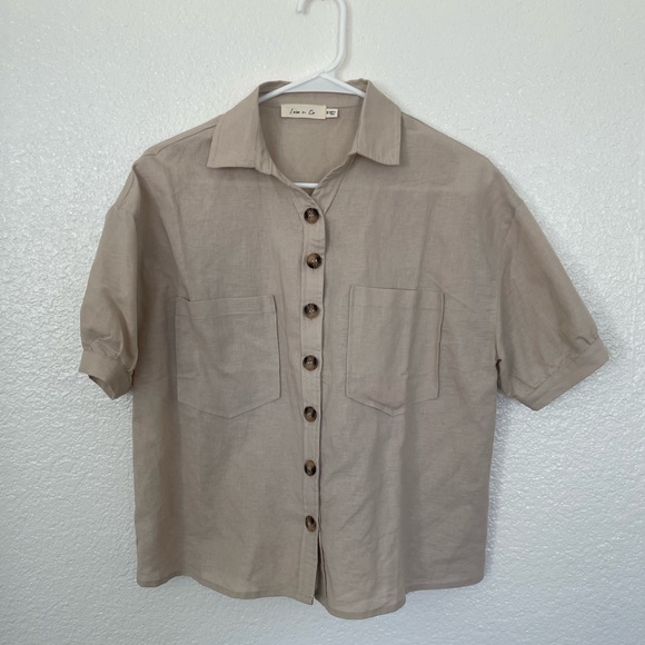 Tan blouse - Picture 8 of 11
